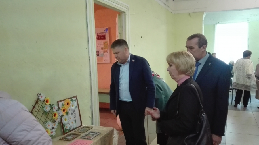 Рабочая поездка в Нею