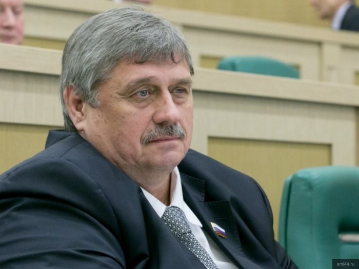 Поздравление М.В. Козлова с новым годом и Рождеством