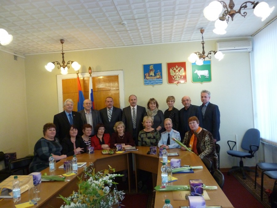100 лет на страже детства