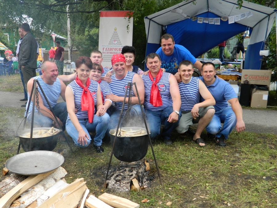 Праздник уховаров