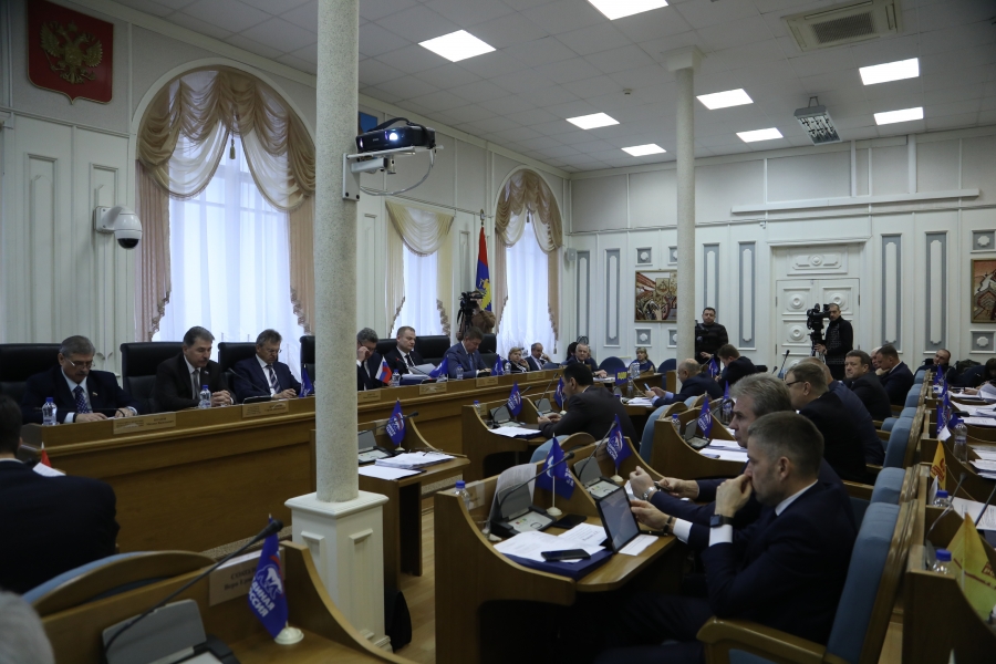 Судебные приставы отчитались о работе