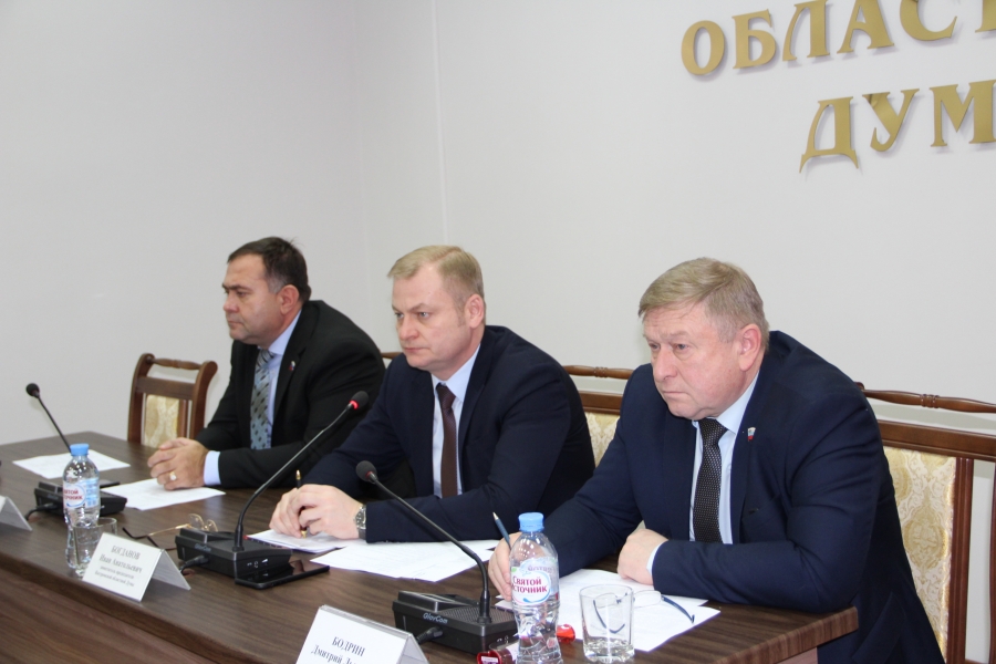 Поддержка обманутых дольщиков