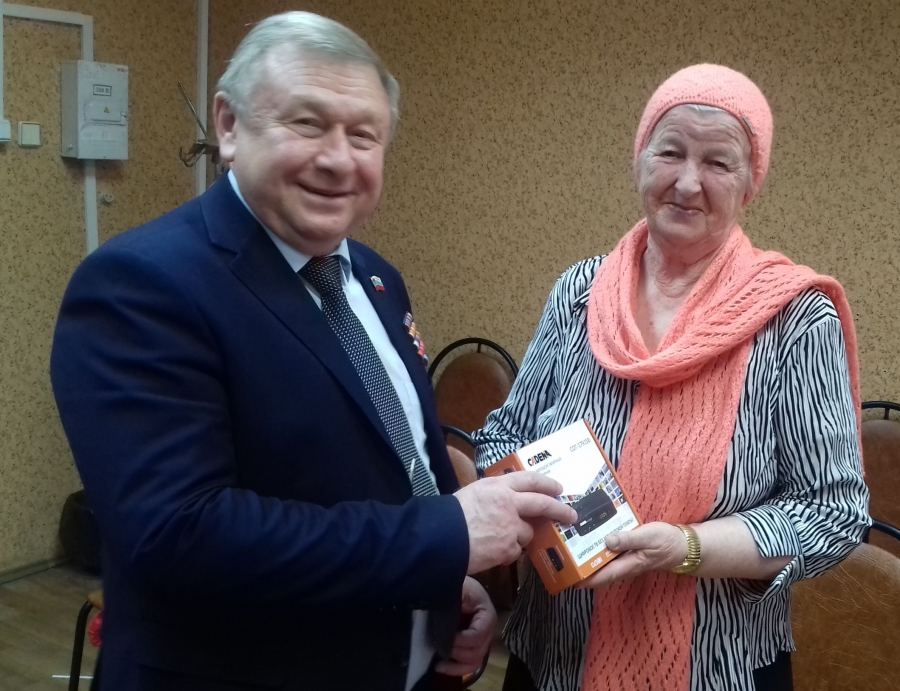 Цифровые приставки от депутата