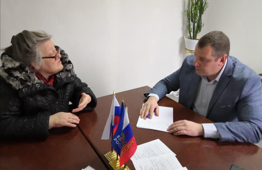 На депутатском приеме – галичане
