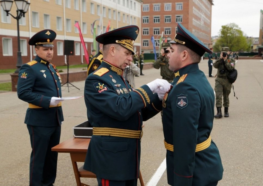 Выпускной в военной академии