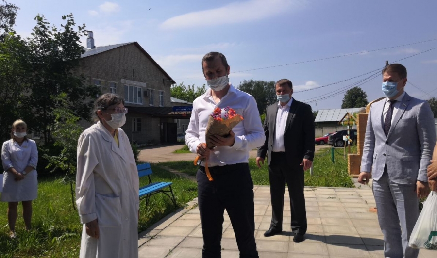 С Днем медицинского работника