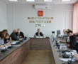 За валежником – с пилой