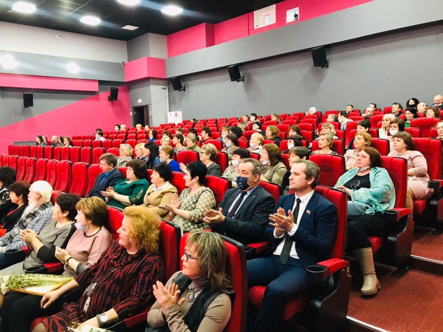 С Днем работника культуры