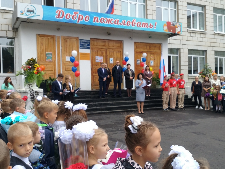 Школьники региона сели за парты